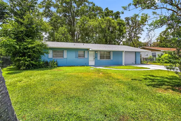 Zephyrhills, FL 33542,5943 CYPRESS ST