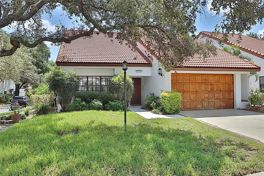 11407 CERCA DEL RIO PL, Temple Terrace, FL 33617