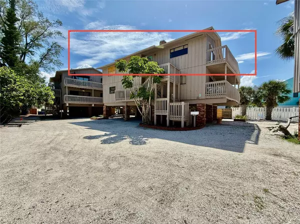 Sarasota, FL 34242,460 BEACH RD #B2