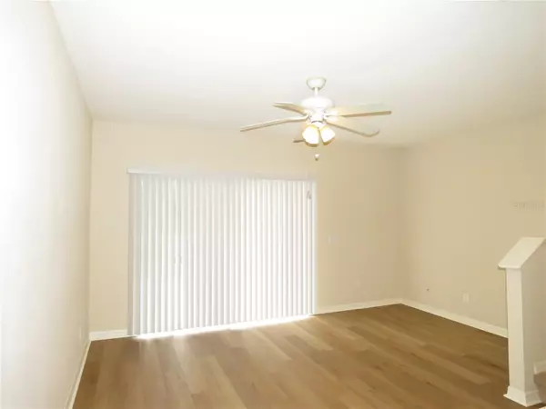 Lithia, FL 33547,5856 FISHHAWK RIDGE DR