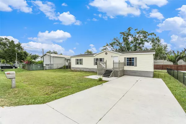 Tampa, FL 33624,12719 WORCHESTER AVE