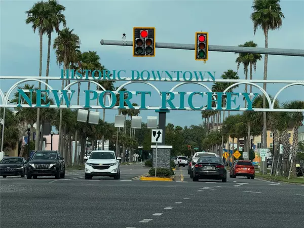 New Port Richey, FL 34652,5111 ROYAL PALMS WAY #303