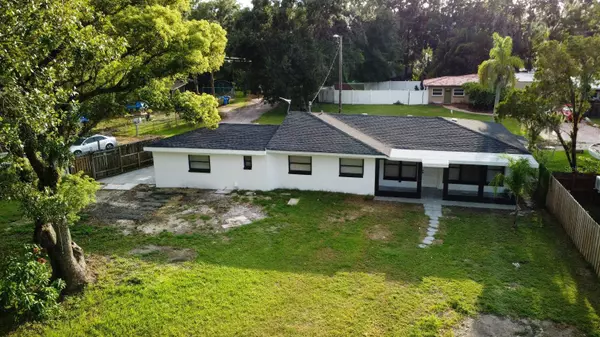 18108 CROOKED LN, Lutz, FL 33548