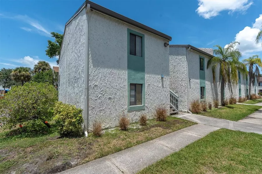 11566 7TH LN N #1202, St Petersburg, FL 33716