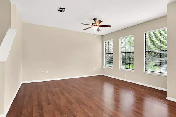 Lithia, FL 33547,5612 KINGLETSOUND PL