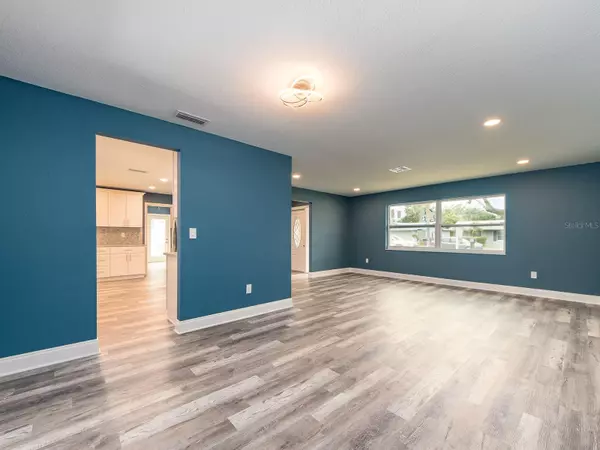 Seminole, FL 33776,12766 91ST AVE