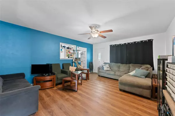 Brandon, FL 33510,209 ELROD DR