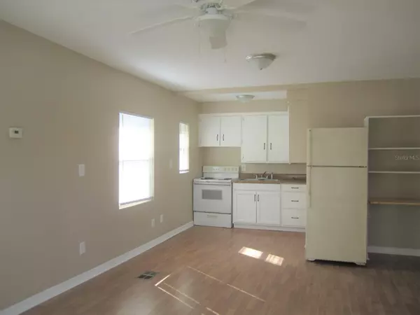 St Petersburg, FL 33705,986 22ND AVE S #3