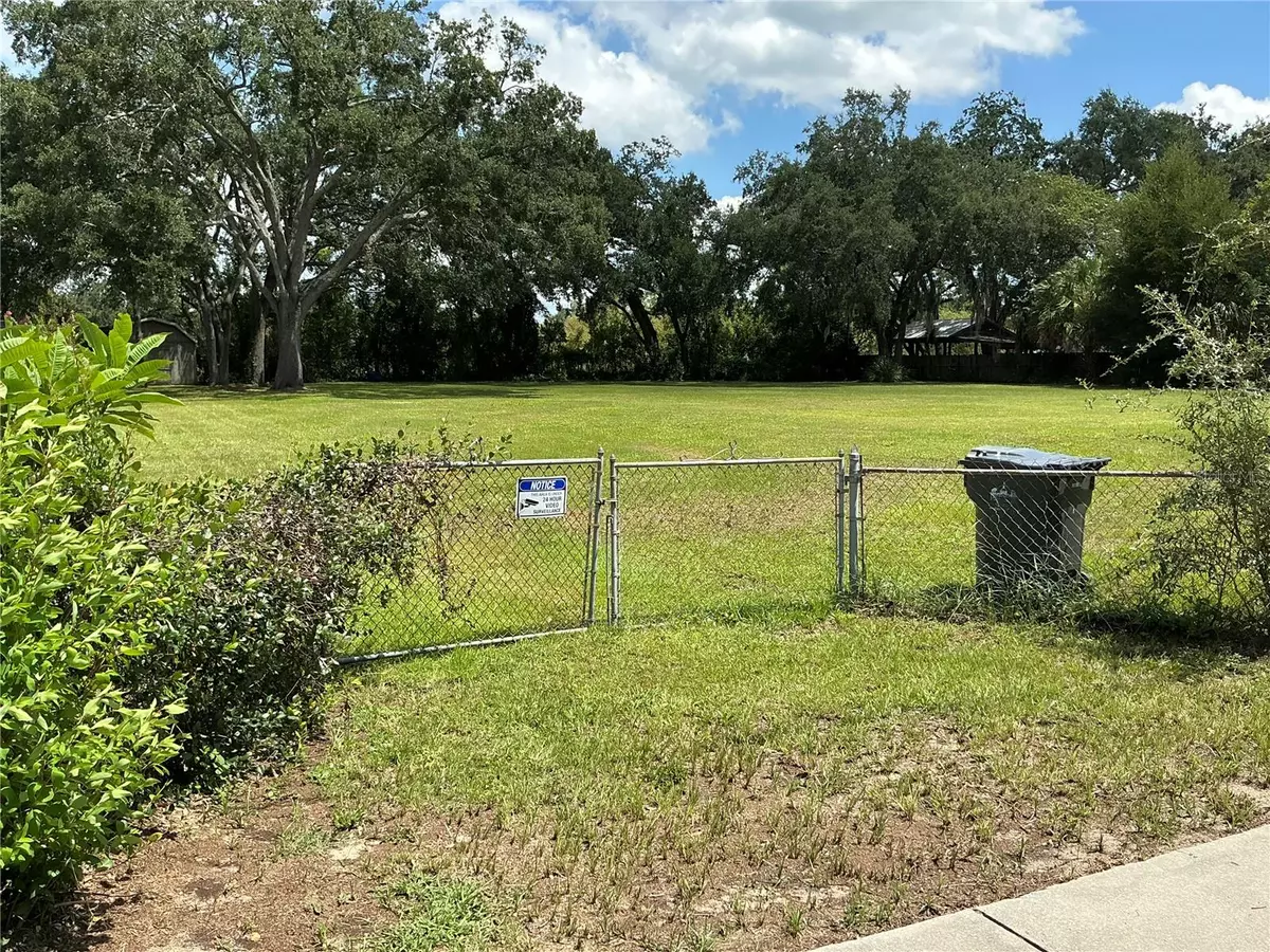 Tampa, FL 33612,303 W 131ST AVE