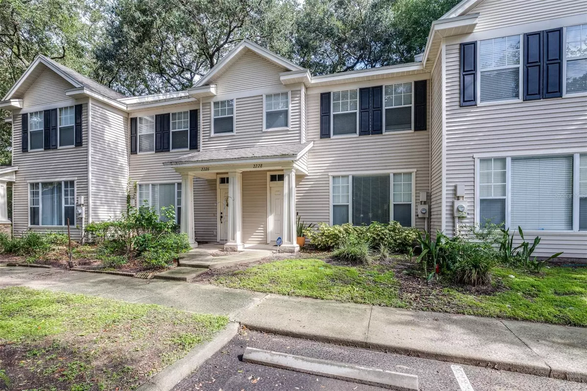 Valrico, FL 33594,2228 GOLDEN OAK LN