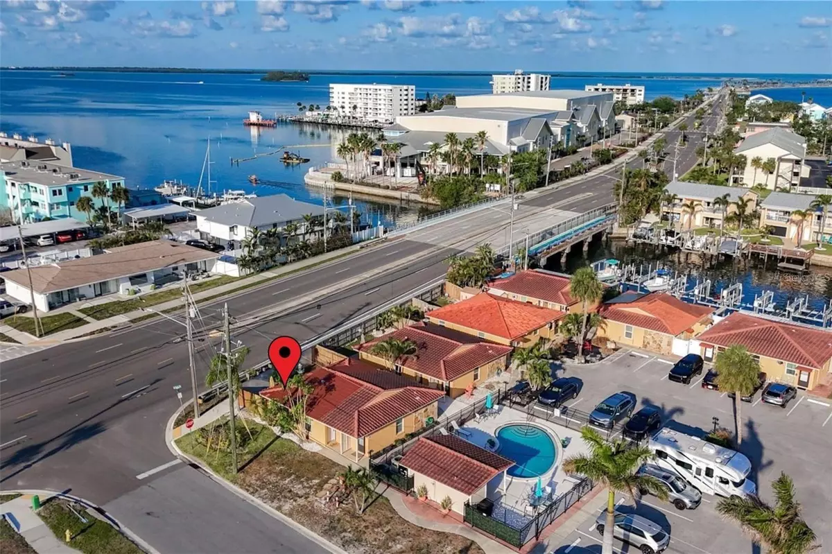 Dunedin, FL 34698,2600 N PAULA DR #2B