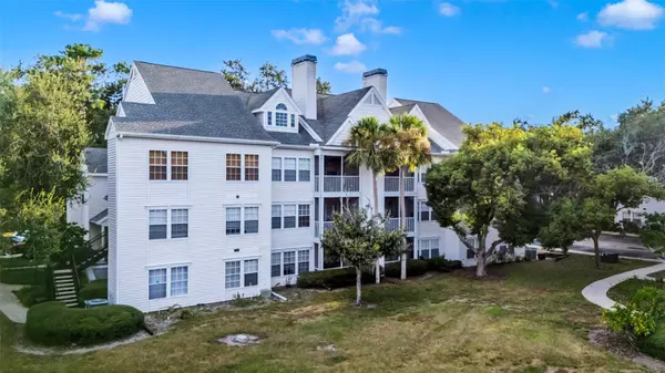 3275 HAVILAND CT #202, Palm Harbor, FL 34684