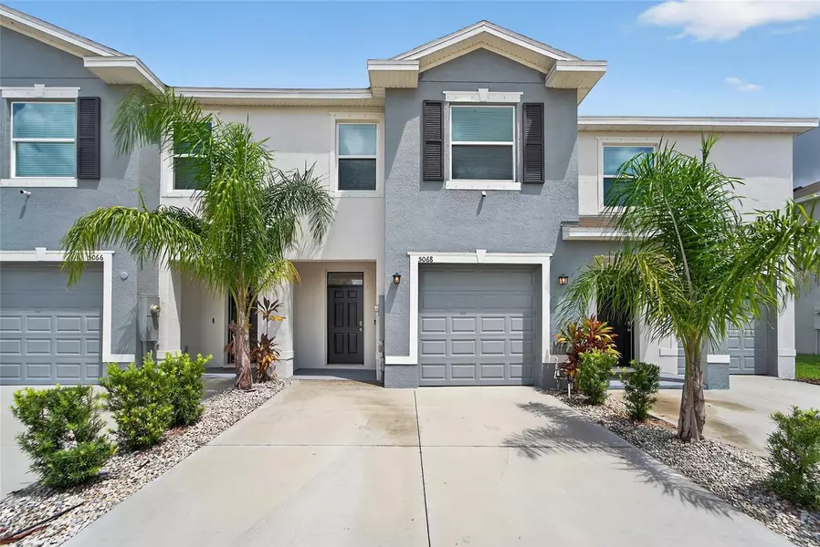 5068 CAPTAIN DAVIS DR, Wimauma, FL 33598
