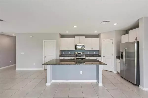 Ruskin, FL 33570,582 ROYAL EMPRESS DR