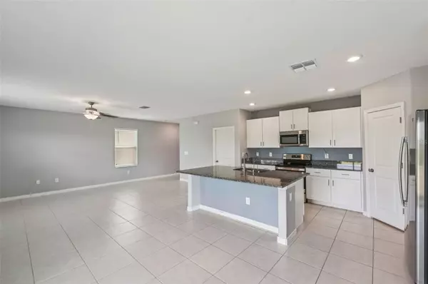 Ruskin, FL 33570,582 ROYAL EMPRESS DR