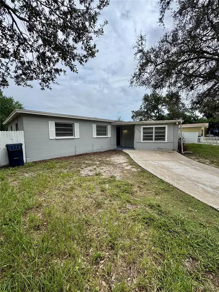 10607 N 26TH ST, Tampa, FL 33612