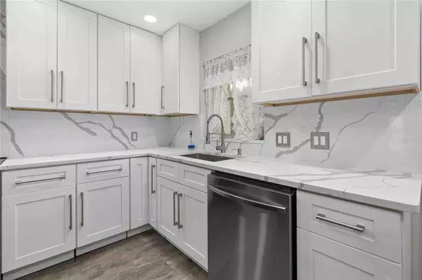 Clearwater, FL 33756,1421 NORMANDY PARK DR #2