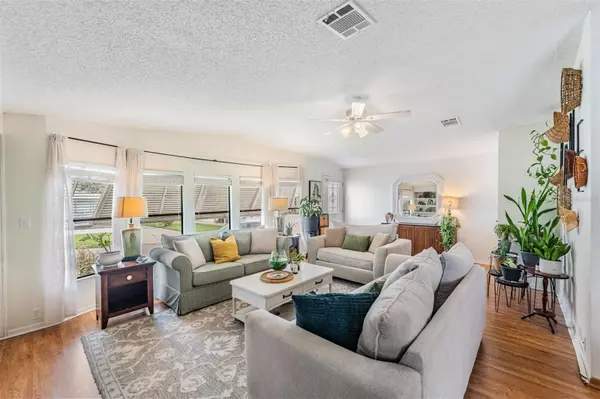 Bradenton, FL 34207,212 52ND AVENUE PLZ W