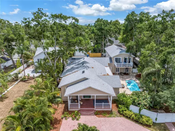 546 26TH AVE N, St Petersburg, FL 33704