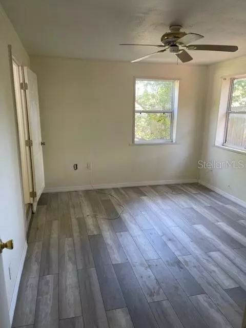 St Petersburg, FL 33714,4894 31ST ST N