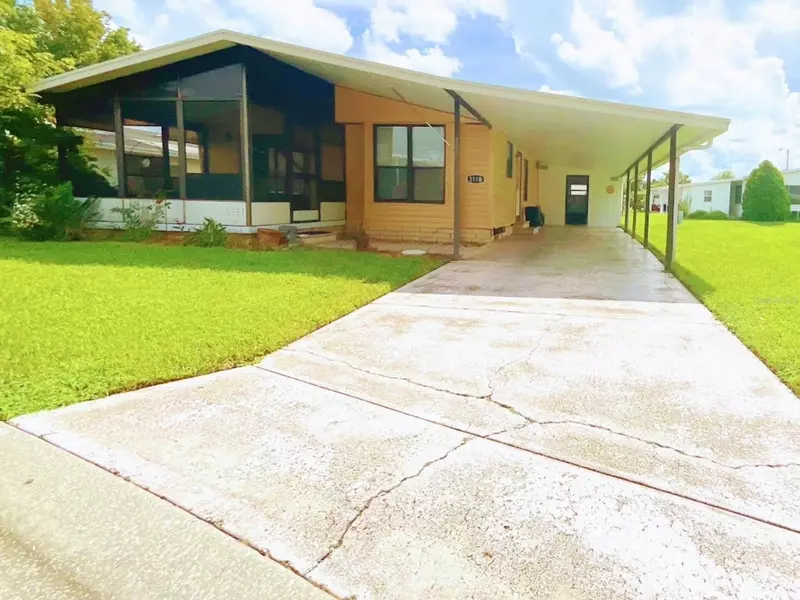 3110 HIDDEN LAKE DR, Wesley Chapel, FL 33543