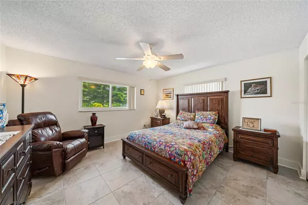 Oldsmar, FL 34677,1707 HIBISCUS CIR S
