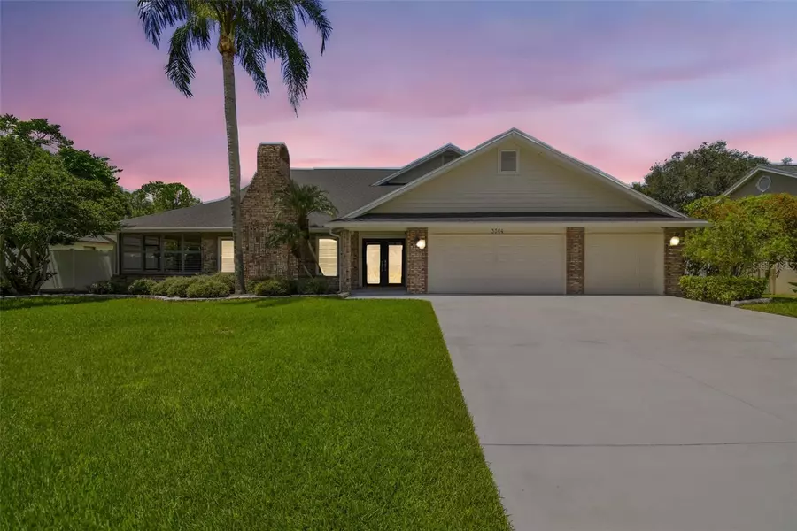 3304 WESTMORELAND DR, Tampa, FL 33618
