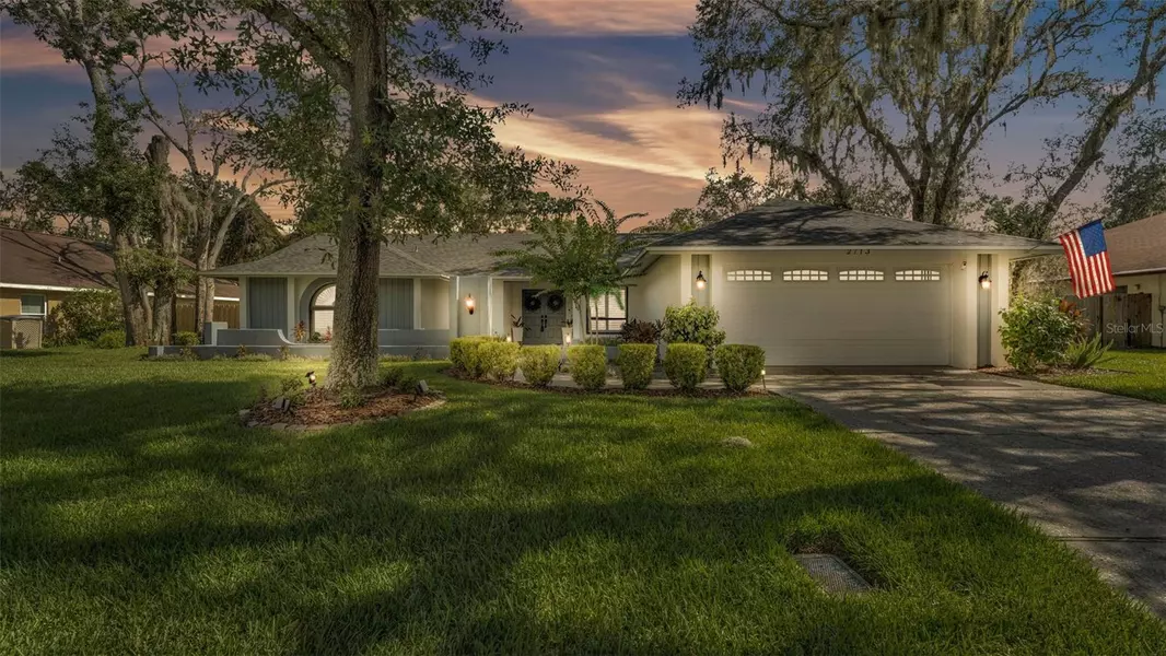 2713 LAUREL OAK DR, Plant City, FL 33566