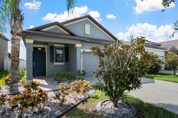 Ruskin, FL 33570,1819 REDMOND BROOK LN
