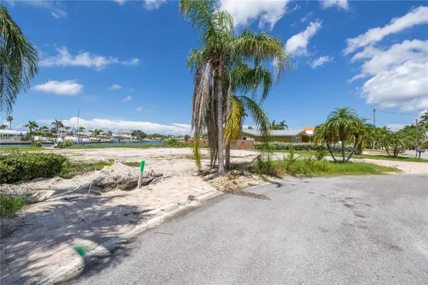Treasure Island, FL 33706,15 MARINA TER