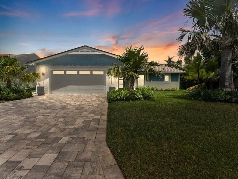 819 59TH AVE, St Pete Beach, FL 33706