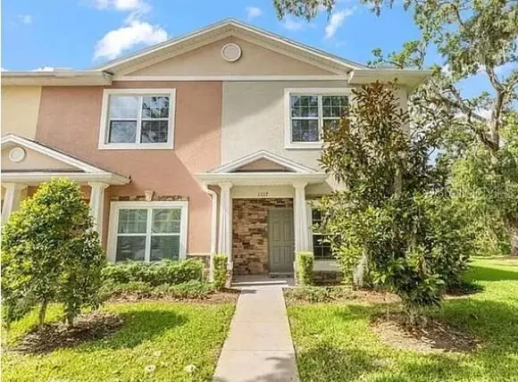 1117 HILLHURST DR, Wesley Chapel, FL 33543