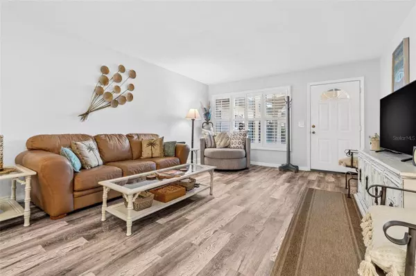 Clearwater, FL 33763,2071 AUSTRALIA WAY W #9