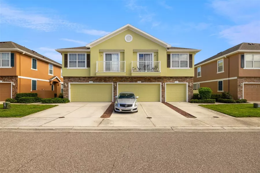 577 52ND AVE N, St Petersburg, FL 33703