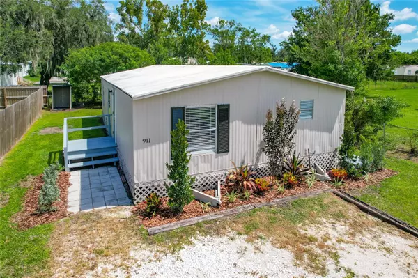 911 NW 7TH ST, Mulberry, FL 33860