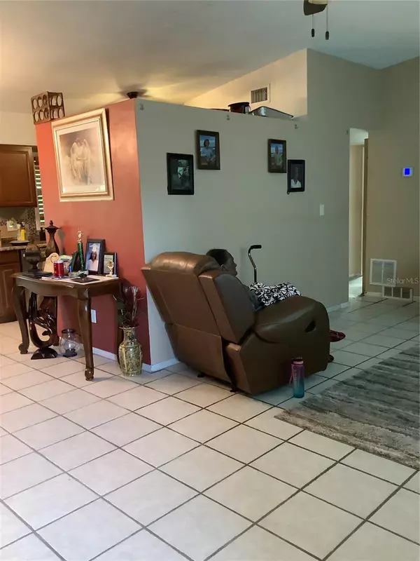 St Petersburg, FL 33705,819 62ND AVE S