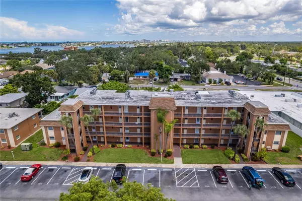 12760 INDIAN ROCKS RD #114, Largo, FL 33774