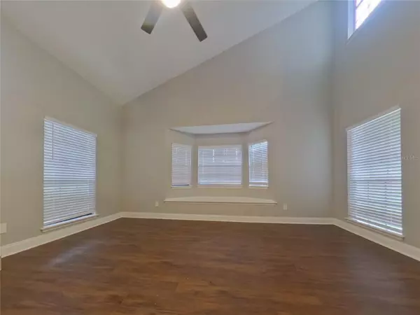 Lake Mary, FL 32746,702 KEENELAND PIKE