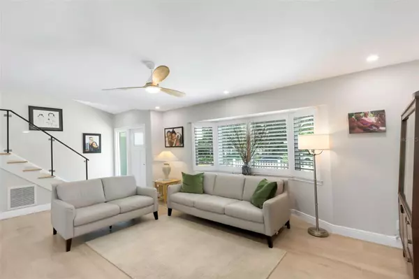 St Petersburg, FL 33705,7035 14TH ST S