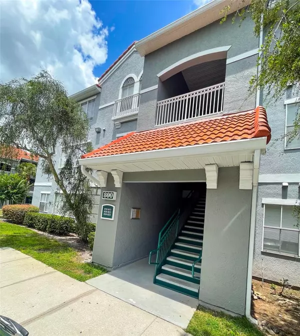 18001 RICHMOND PLACE DR #820, Tampa, FL 33647