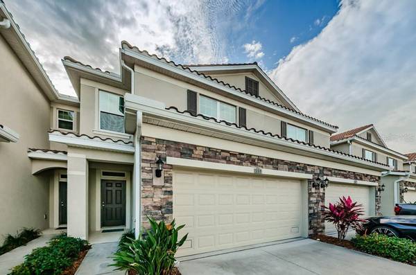 558 53RD AVE N, St Petersburg, FL 33703
