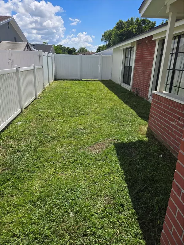 Tampa, FL 33615,9710 WHISTLER CT