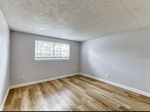 Port Richey, FL 34668,9830 GRACE DR #3