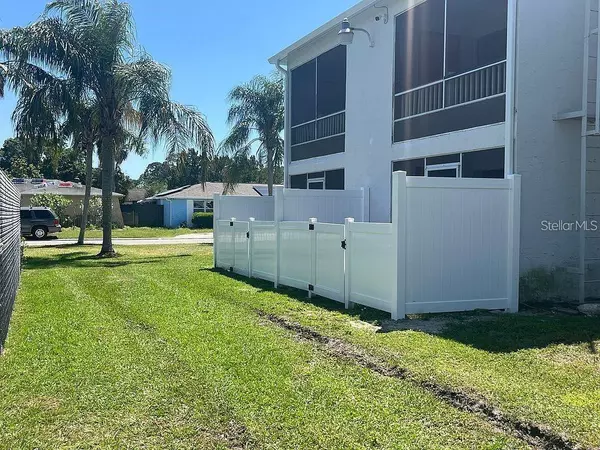 Port Richey, FL 34668,9830 GRACE DR #4