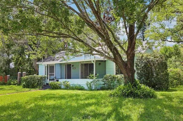 Tampa, FL 33604,5803 ROBERTA CIR