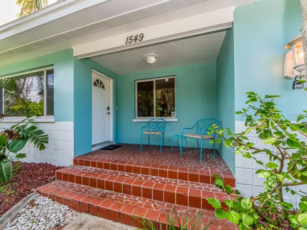 1549 LINWOOD DR, Clearwater, FL 33755