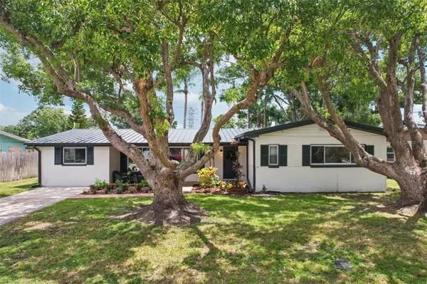 311 SHORE DR E, Oldsmar, FL 34677