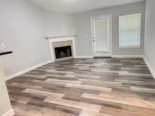 Tampa, FL 33647,18421 BRIDLE CLUB DR #18421