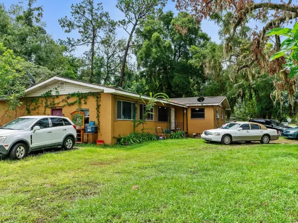 Ocala, FL 34470,2715 NE 1ST AVE