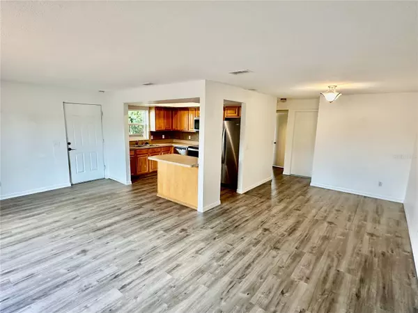 Ruskin, FL 33570,3303 W SHELL POINT #B RD